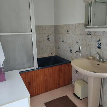 Bed & Breakfast D'hote A Rives En Seine 3*