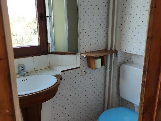 Bed & Breakfast D'hote A Rives En Seine 3*